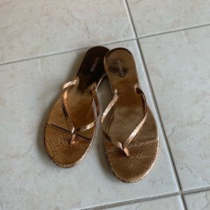 Flip flops